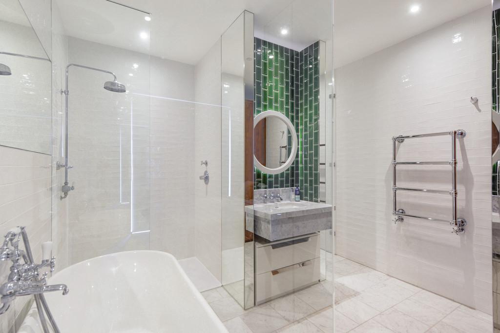 Ensuite