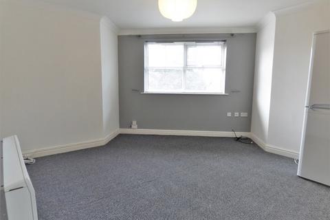 2 bedroom apartment to rent, Summer Court, Sale