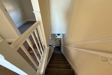 3 bedroom semi-detached house to rent, Langley Avenue, Somercotes,