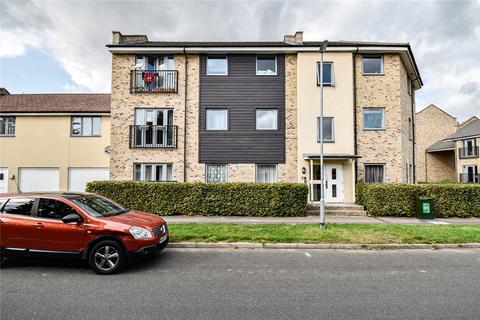 2 bedroom apartment to rent, Woodhead Drive, Cambridge, CB4