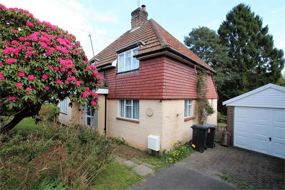 Upper Close, Forest Row, East Sussex 3 bed detached house £450,000