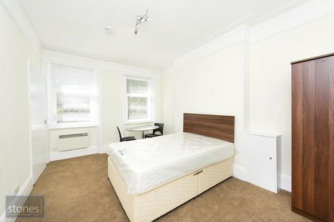 Studio to rent, Fellows Road, Swiss Cottage, London, NW3