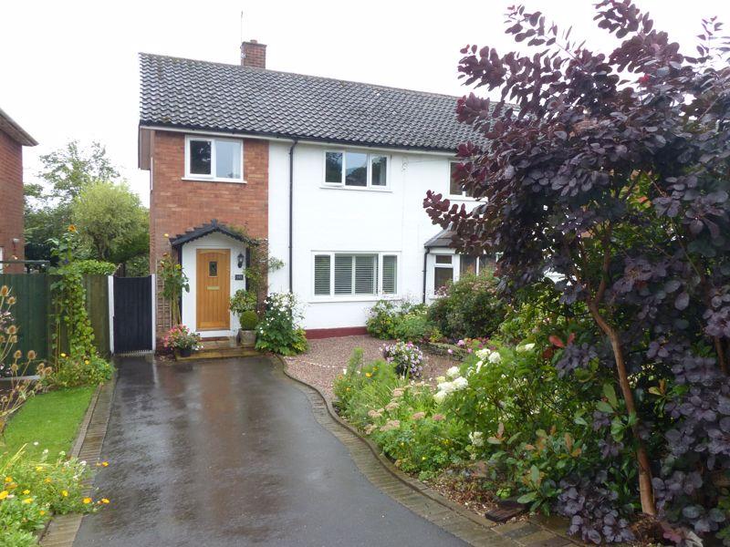 Blackberry Lane, Four Oaks, Sutton Coldfield 3 bed semidetached house