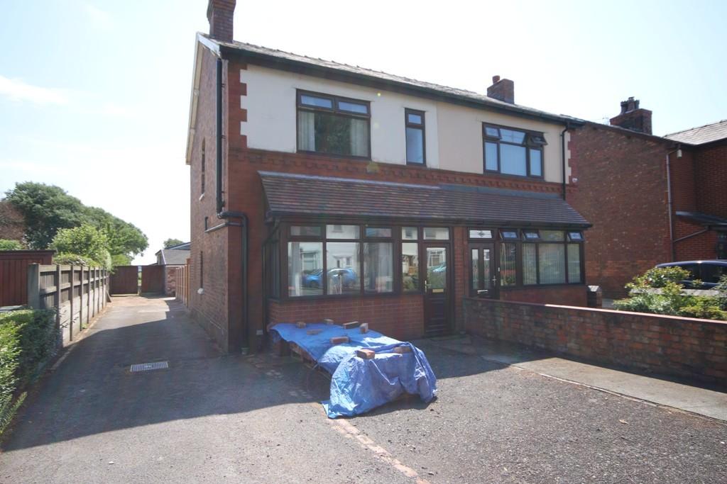 Guildford Road, Birkdale, Southport 3 bed semidetached house £250,000