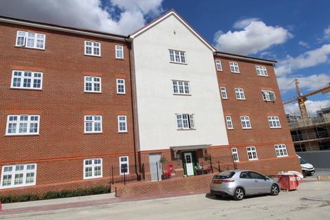 luton rent bed eaton bedroom green flats onthemarket heights ref flat beautiful