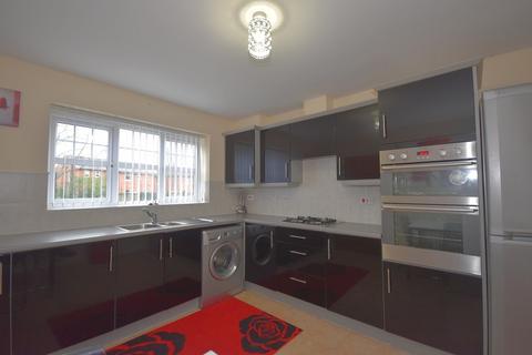 4 bedroom detached house to rent, Coppybridge Drive, Firgrove OL16