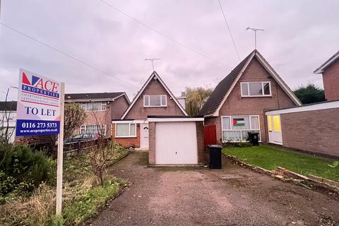 3 bedroom detached house to rent, 20 Lindrick Drive LE5 5UH