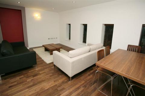 3 bedroom flat to rent, Jacob Masions, Umberston Street, Whitechapel, London