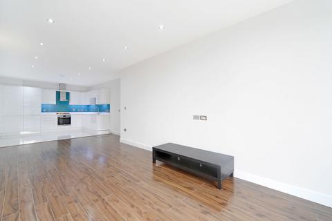 3 bedroom flat to rent, Copperfield Road, Mile End, London