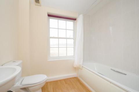 undefined, Fairford Leys,  Aylesbury,  HP19