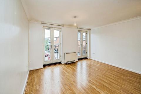 2 bedroom apartment to rent, Fairford Leys,  Aylesbury,  HP19