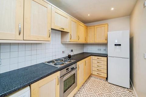 2 bedroom apartment to rent, Fairford Leys,  Aylesbury,  HP19