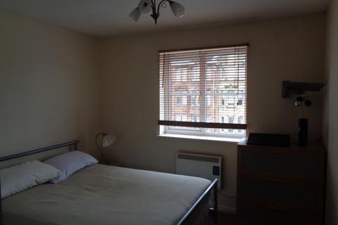 2 bedroom flat to rent, West Street, Paisley, Renfrewshire, PA1