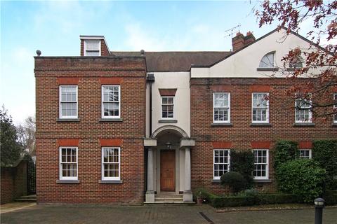 4 bedroom property to rent, Church Road, Wimbledon Village, SW19
