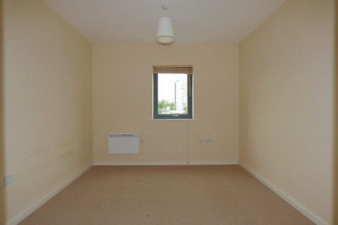 2 bedroom flat to rent, Lock 3, Runcorn WA7