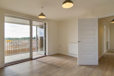 2 bedroom apartment to rent, Osprey Drive, Trumpington, Cambridge