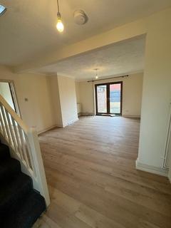 undefined, An Unfurnished Three Bedroom Semi Detached House in Melksham