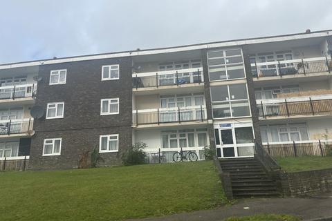 2 bedroom apartment to rent, Jesuit Close, Canterbury CT2