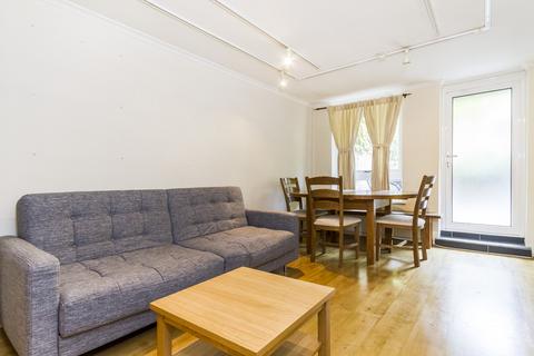 1 bedroom apartment to rent, Odhams Walk, Covent Garden WC2