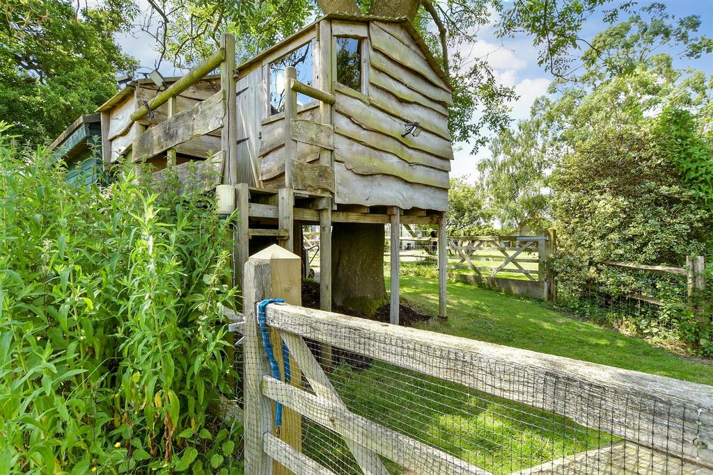 Workshop/Outbuildings