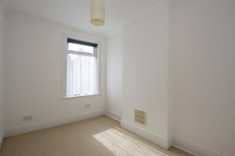 43 Grantham Road, Bournemouth, BH1 4NW