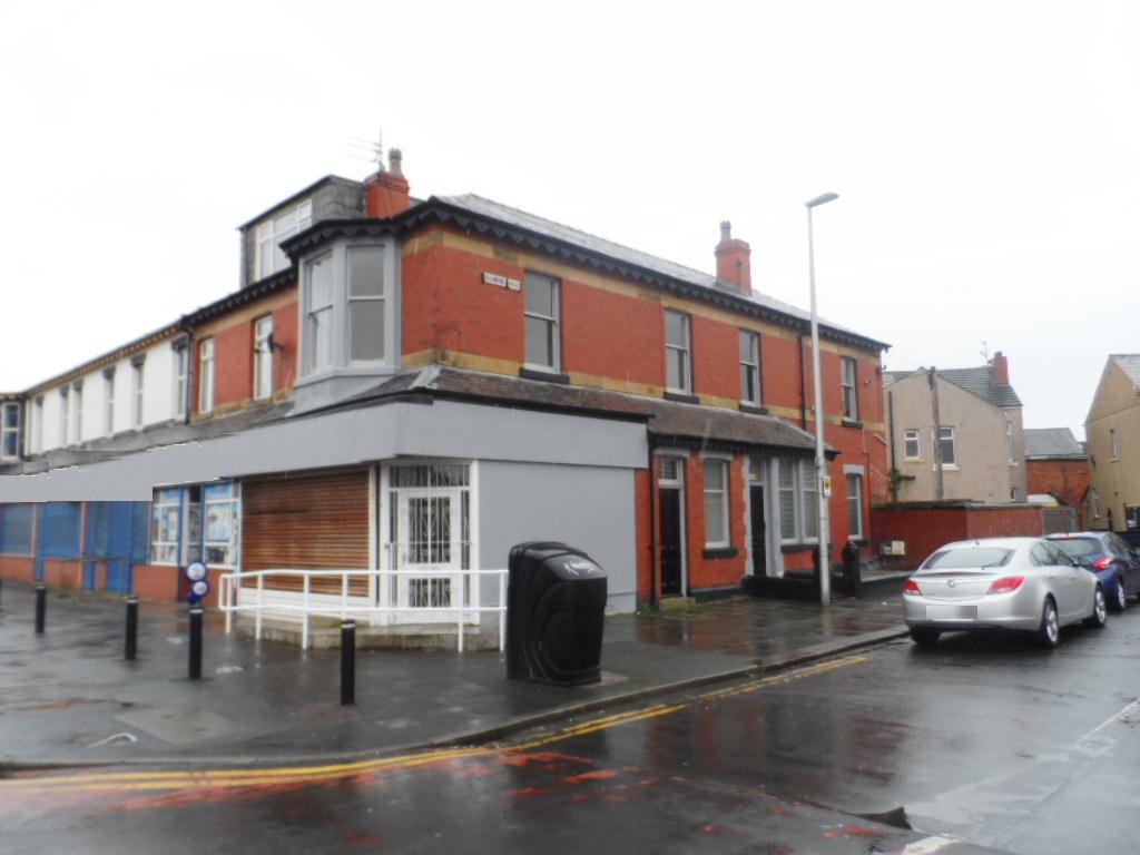 Egerton Road, BLACKPOOL, FY1 2NL Shop £581 pcm (£134 pw)