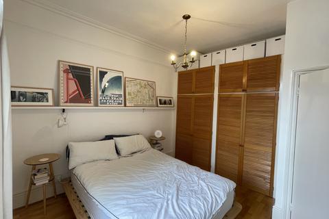 1 bedroom flat to rent, Avonmore Rd, London W14