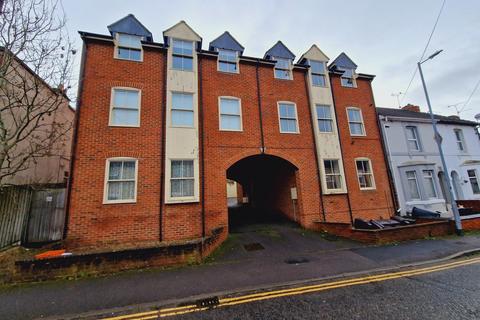 2 bedroom apartment to rent, William Street, Swindon SN1