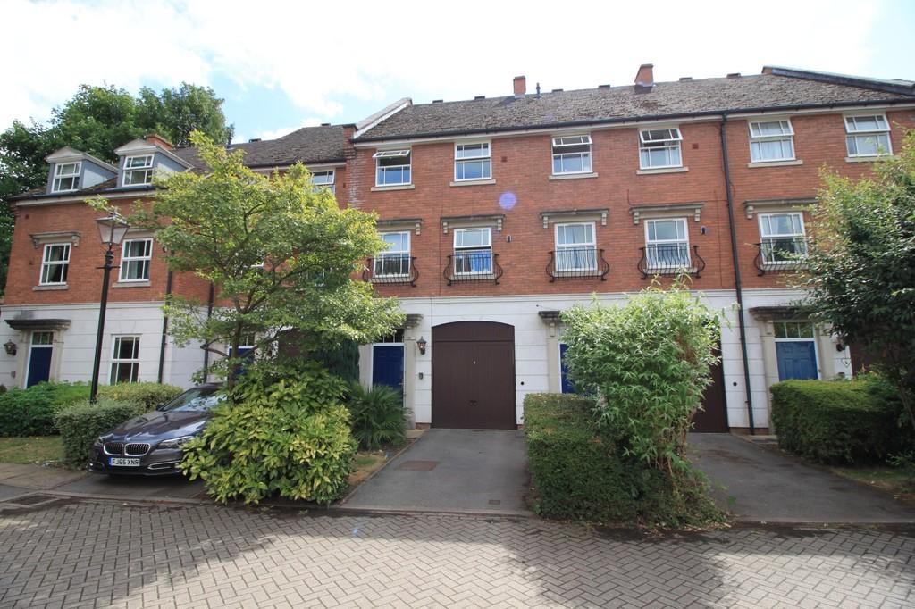 Courtlands Close, Edgbaston, West Midlands 4 bed terraced house £400,000