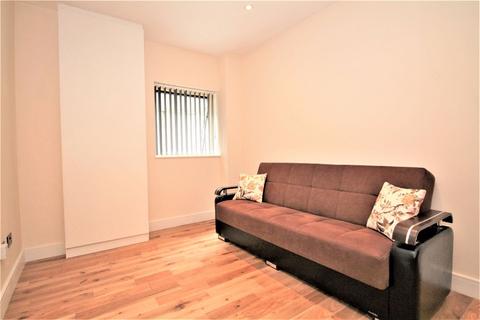 1 bedroom flat to rent, Shirley Street, Canning Town, London E16