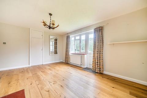3 bedroom cottage to rent, Petworth Road, Haslemere