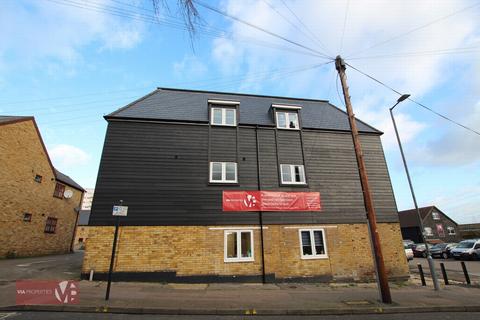 2 bedroom apartment to rent, Brewery Road, Hoddesdon EN11