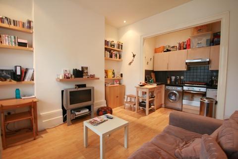 Hartham Road, Islington, N7