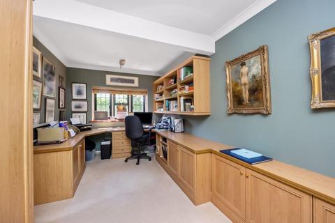 Deer Pond Cottage Highfields, East Horsley, Leatherhead, KT24 5AA
