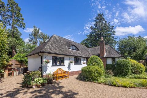 3 bedroom detached bungalow for sale, East Horsley