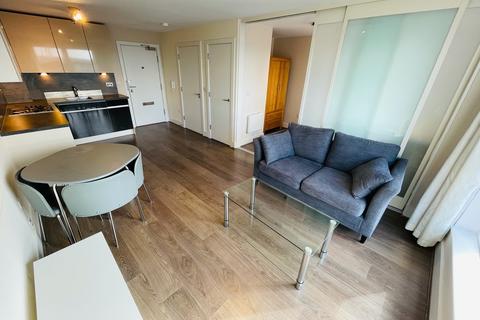 1 bedroom apartment to rent, Skyline Plaza, Basingstoke RG21