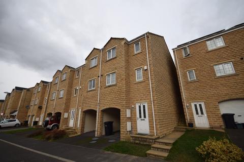 3 bedroom townhouse to rent, Hare Court, Todmorden OL14
