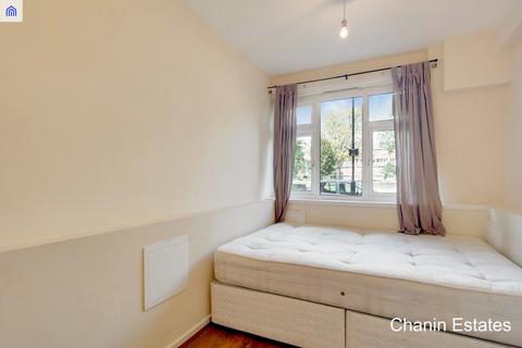 4 bedroom maisonette to rent, Lorrimore Road, Kennington SE17