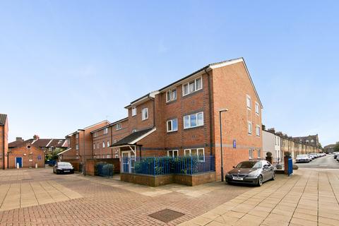 1 bedroom flat to rent, Ambassador Square, Docklands E14