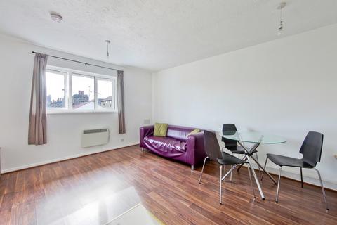 1 bedroom flat to rent, Ambassador Square, Docklands E14