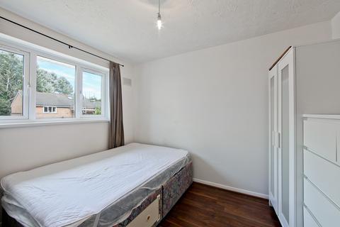 1 bedroom flat to rent, Ambassador Square, Docklands E14