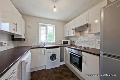 5 bedroom townhouse to rent, Cahir Street, Docklands E14