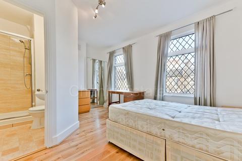 5 bedroom terraced house to rent, Etta Street, London SE8