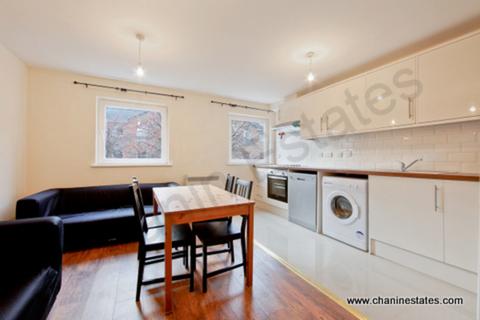 5 bedroom townhouse to rent, Cyclops Mews, Docklands E14