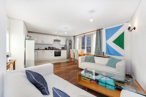 3 bedroom apartment to rent, Edison Building, Docklands E14