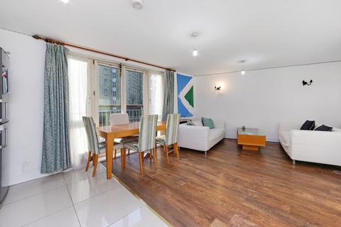 3 bedroom apartment to rent, Edison Building, Docklands E14