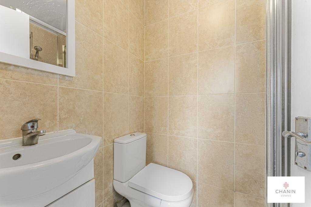 En suite 2