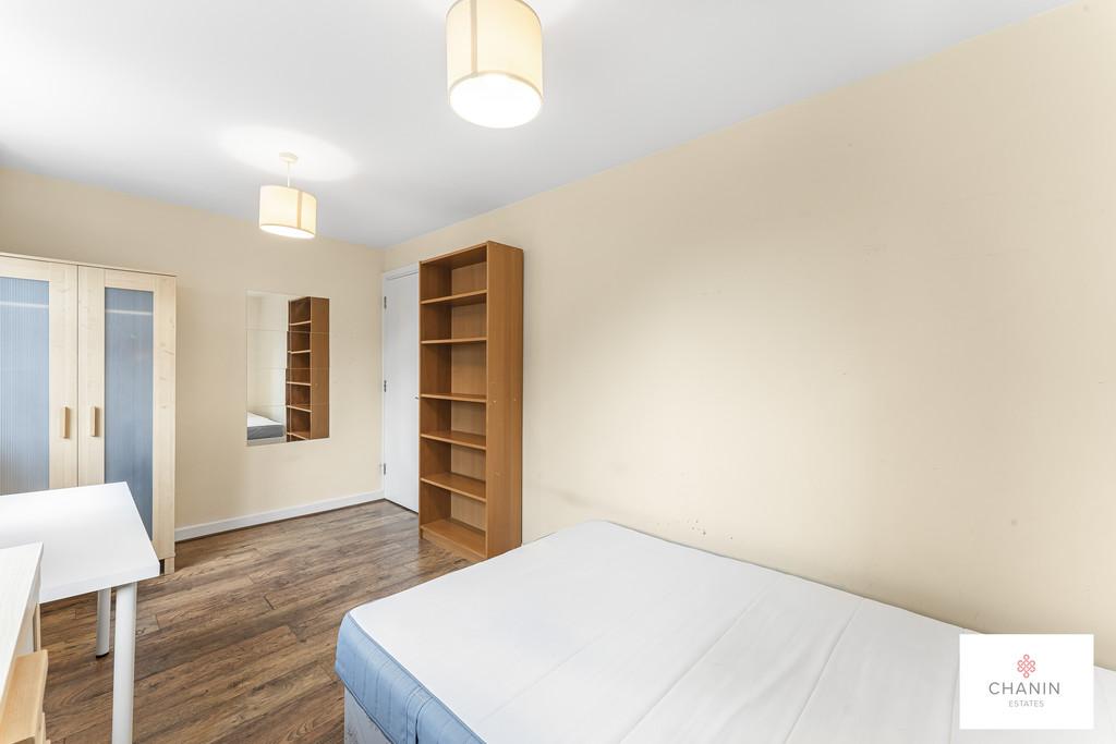 Bedroom 4b