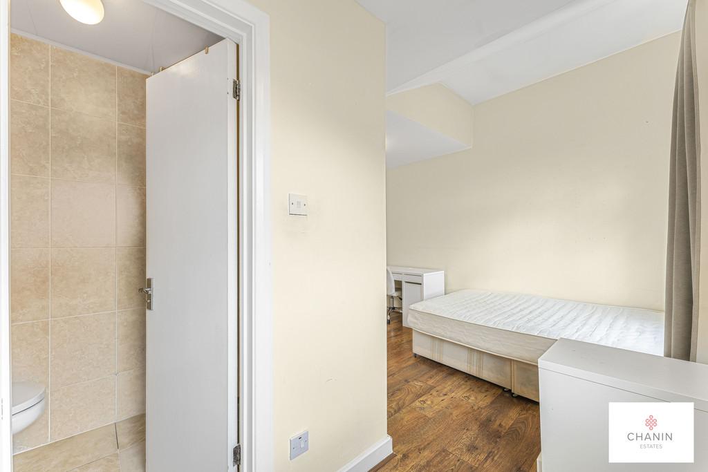 Bedroom 2a