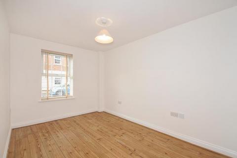 2 bedroom apartment to rent, Newbury,  Berkshire,  RG14